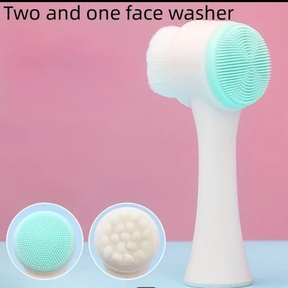 🩷5/$15🩷 2 in 1 face cleansing brush-blue - Picture 3 of 3
